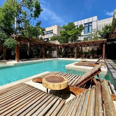 The Palm Penthouse Apartment